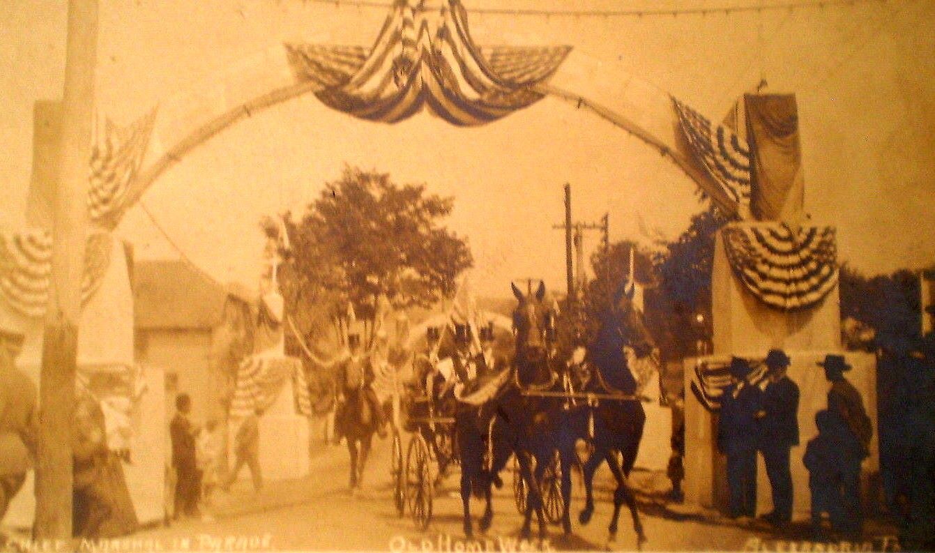 Parade 1907