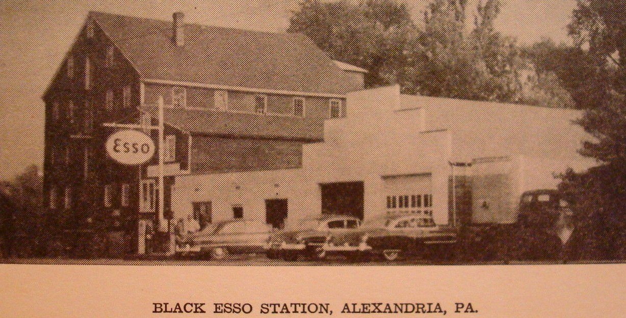 Black's Esso Station Alexandria